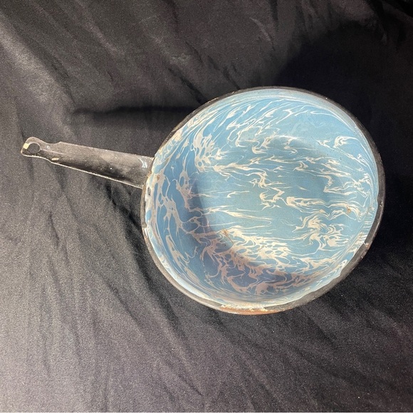 Vintage Blue and White Enamel Saucepan - Picture 1 of 4